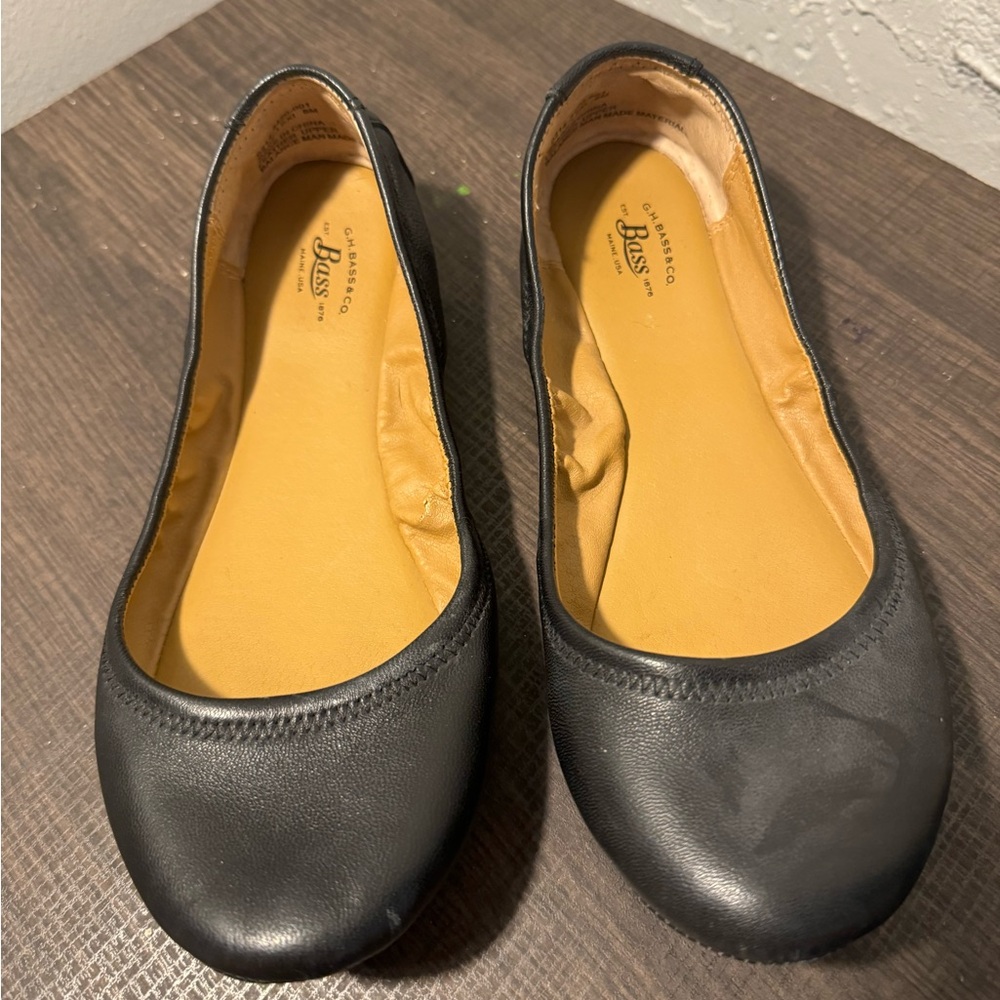Bass Black Leather Flats
